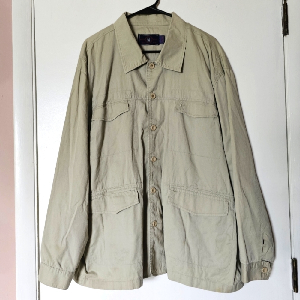 Regatta Sport cotton beige cargo pockets gorp dress shirt jacket Size L